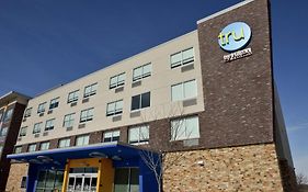 Tru By Hilton Lawrence